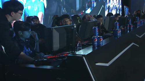 德甲中场核 德甲中场核