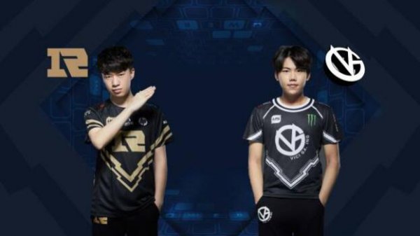 米卢再次引 米卢再次引