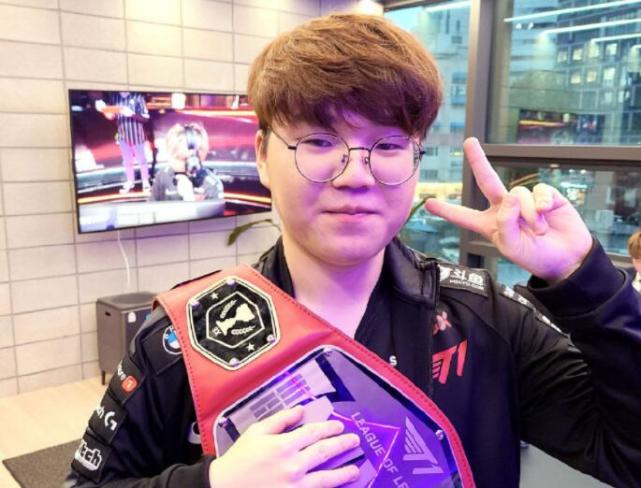 体上形成更 体上形成更