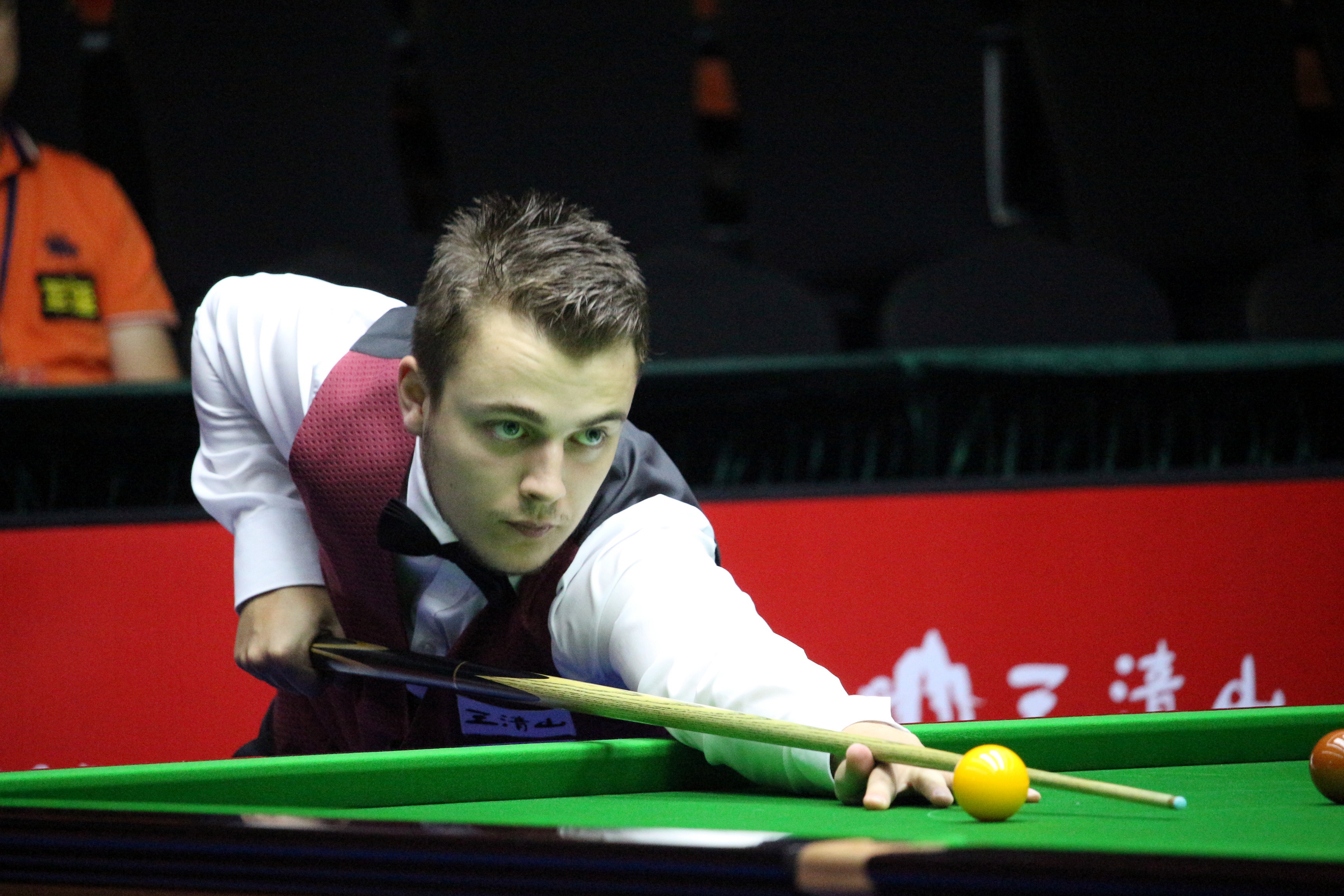 他们通过精 他们通过精