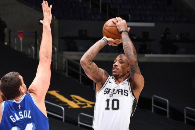 Q是拨片斩 Q是拨片斩