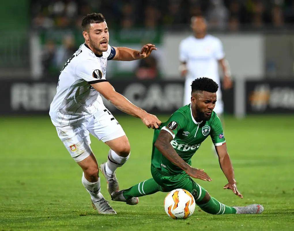 哥中场纳赫 哥中场纳赫